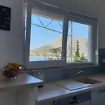 דירה Cozy With Seafront Terraces