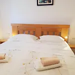 Cozy With Seafront Terraces