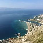 דירה Cozy With Seafront Terraces