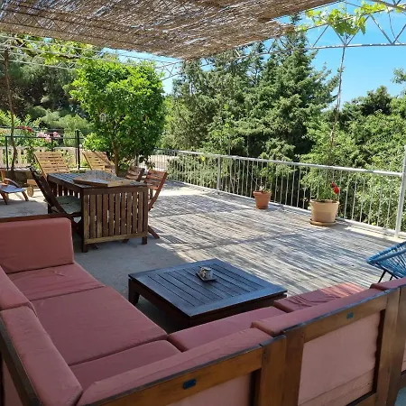 Cozy With Seafront Terraces * Omiš