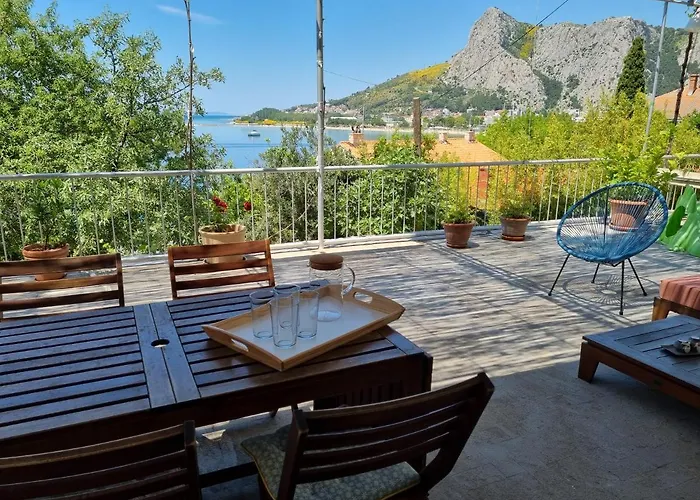 Cozy With Seafront Terraces *